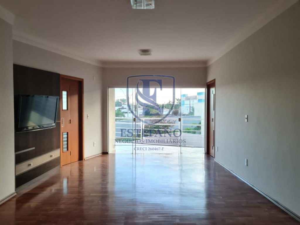 Casa para alugar com 4 quartos, 440m² - Foto 25