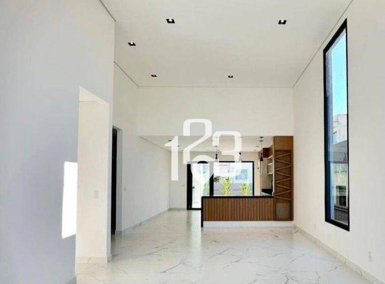 Casa de Condomínio à venda com 3 quartos, 224m² - Foto 4