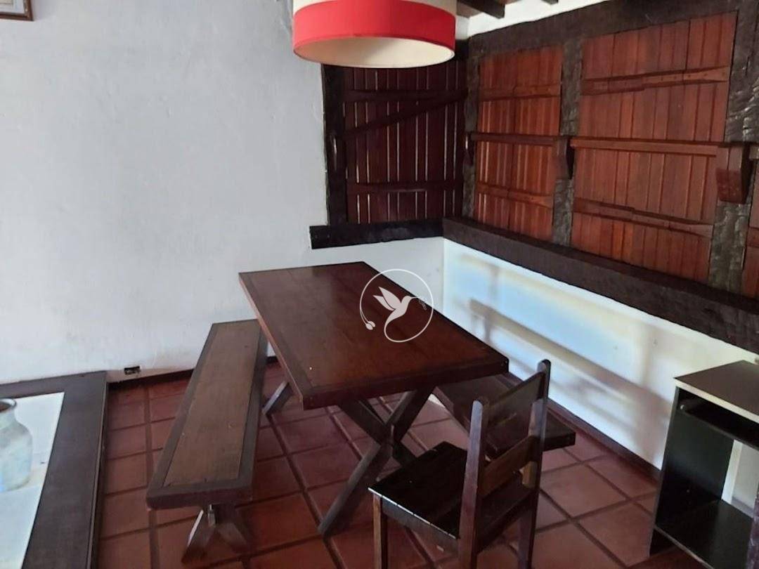 Casa à venda com 4 quartos, 300m² - Foto 14