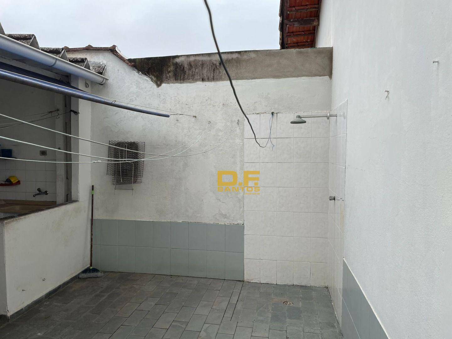 Casa à venda com 2 quartos, 120m² - Foto 13