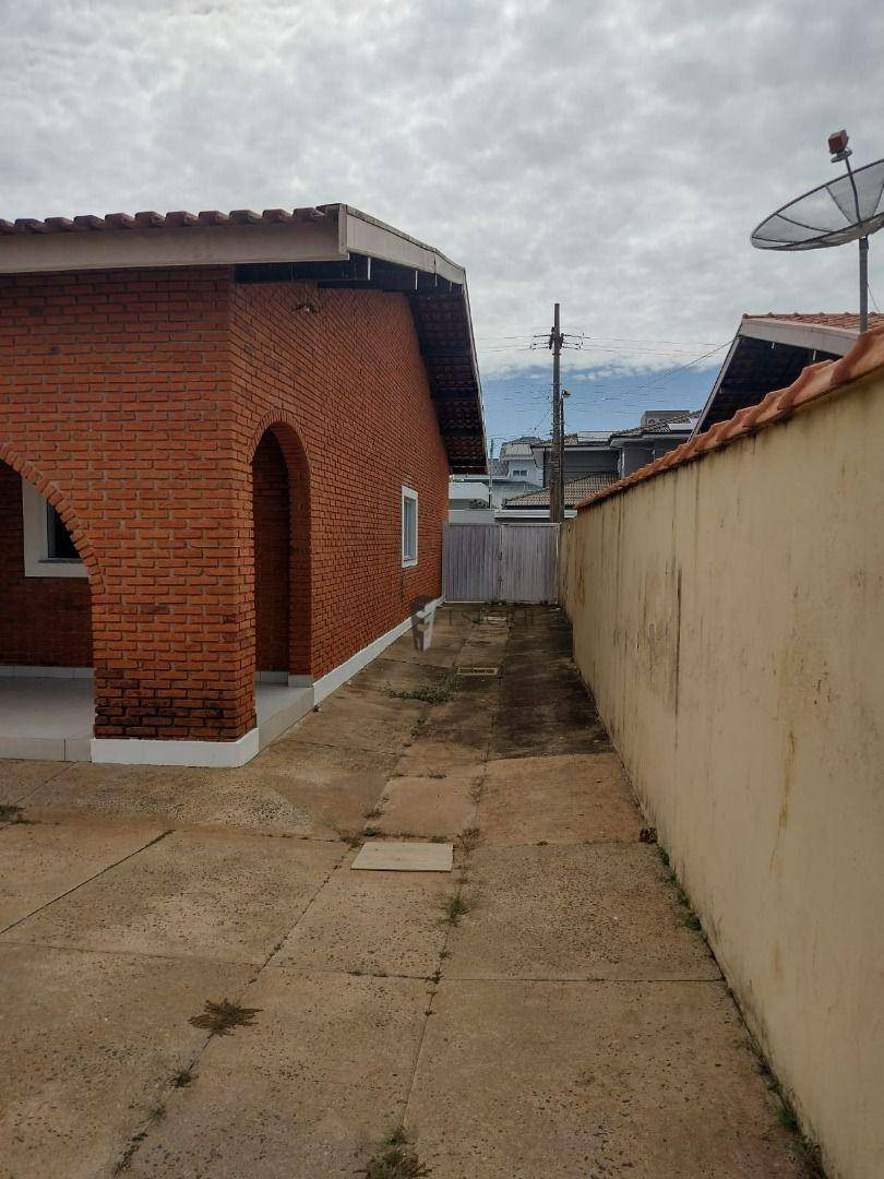 Casa à venda e aluguel com 3 quartos - Foto 3