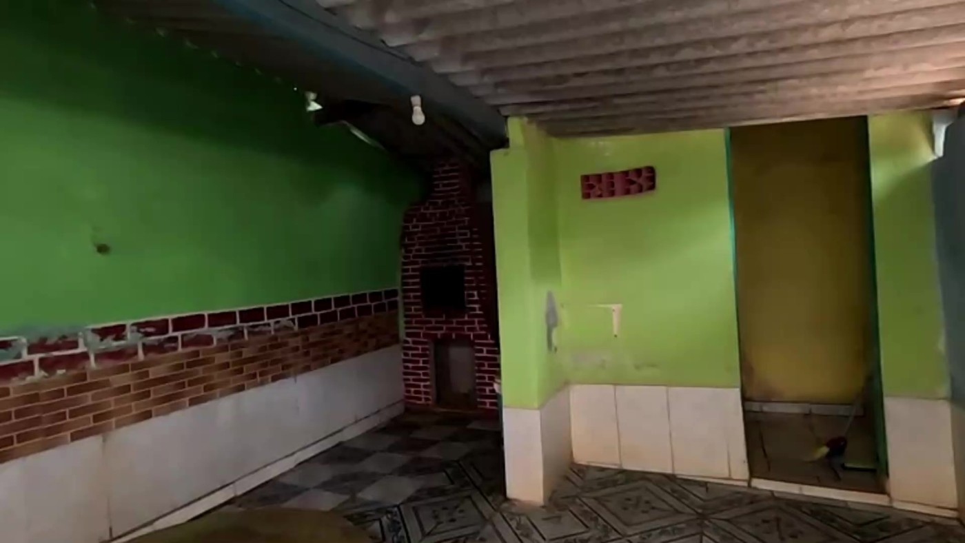 Chácara à venda com 3 quartos, 1500m² - Foto 8