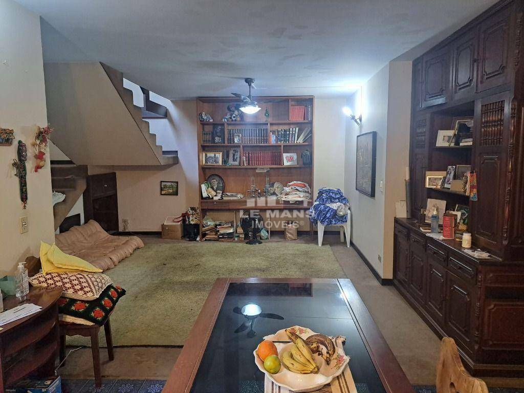 Casa à venda com 5 quartos, 376m² - Foto 3