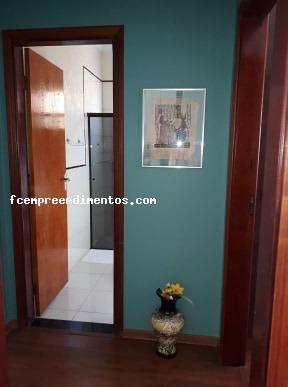 Casa à venda com 3 quartos, 300m² - Foto 7