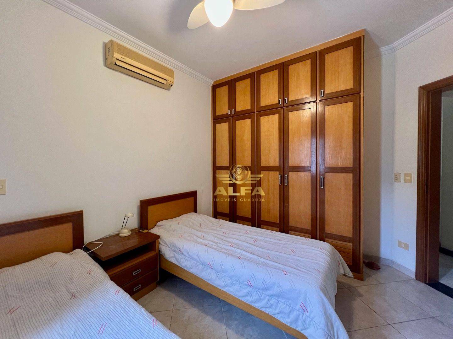 Casa de Condomínio à venda com 6 quartos, 512m² - Foto 17