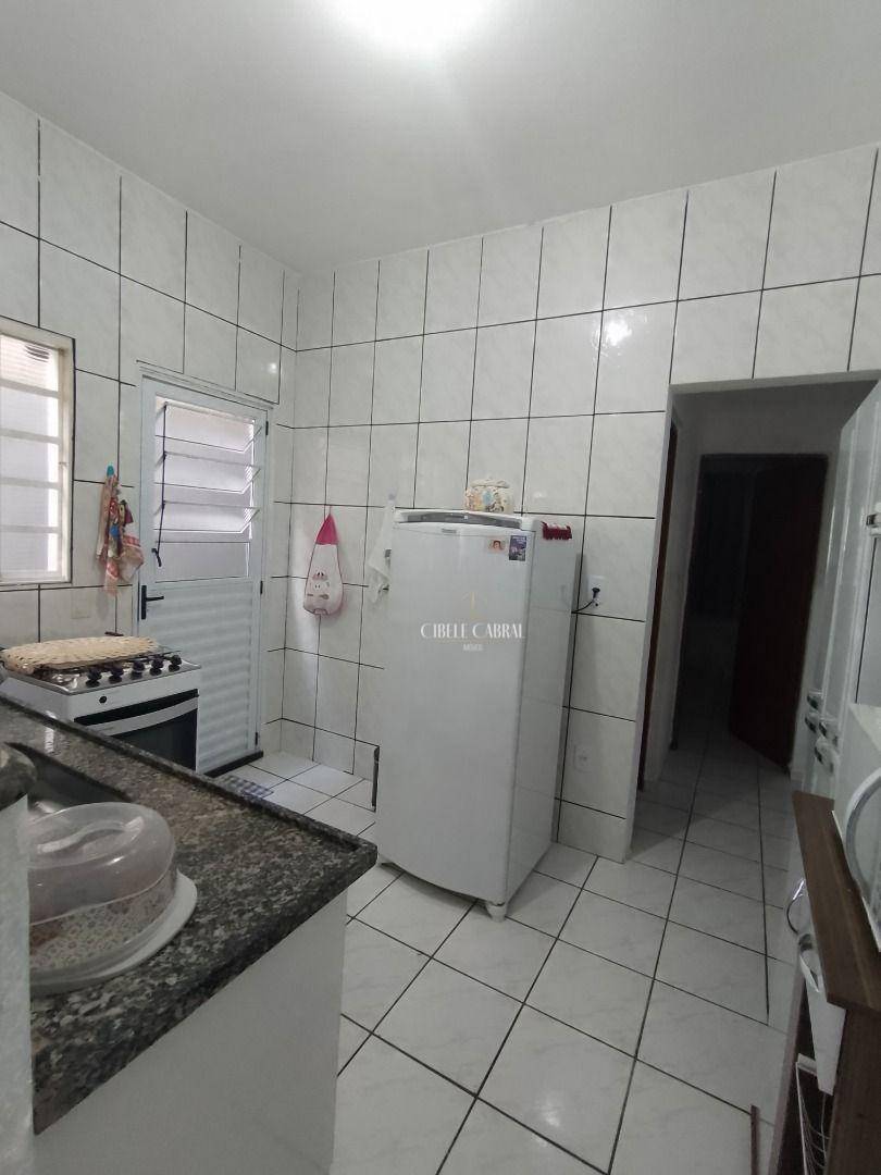 Casa à venda com 2 quartos, 99m² - Foto 28