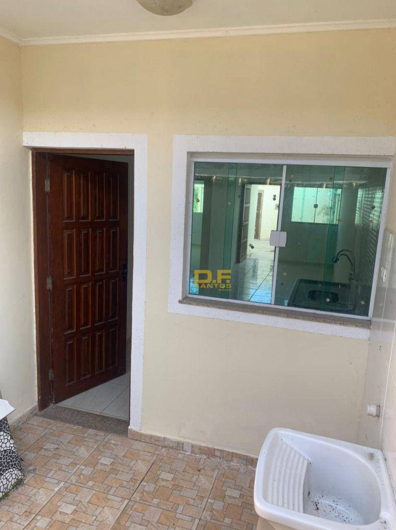 Casa à venda com 2 quartos, 1m² - Foto 2