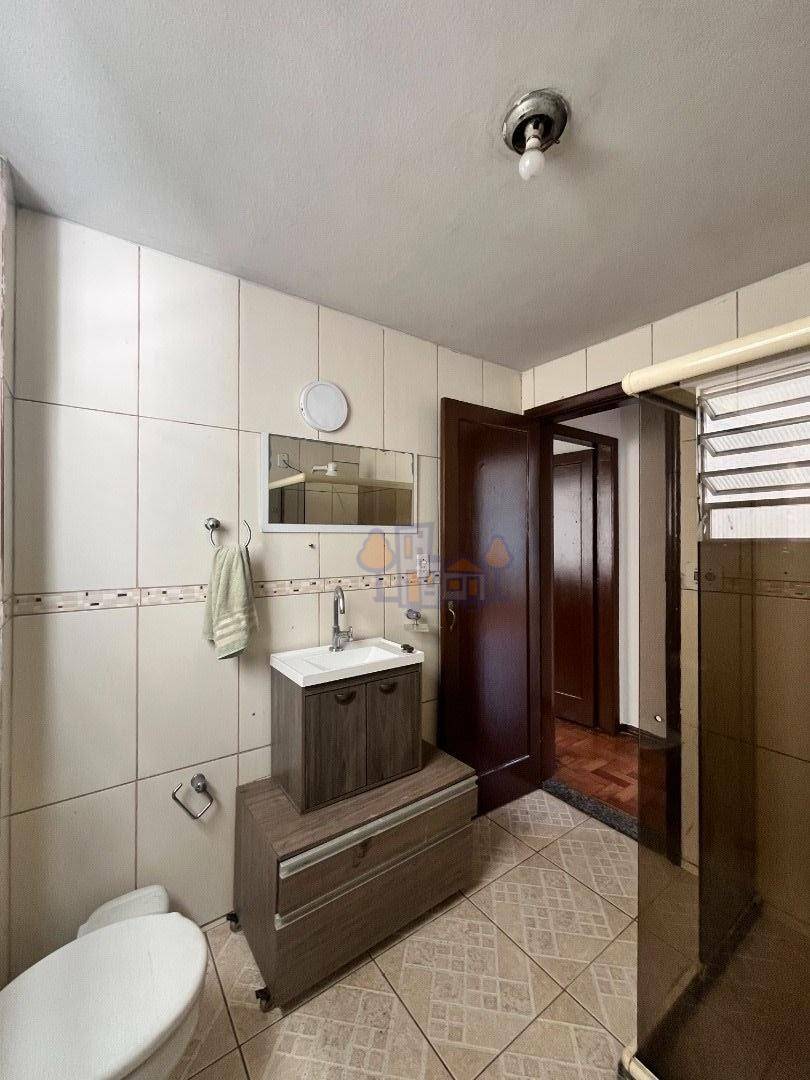 Apartamento para alugar com 2 quartos, 69m² - Foto 5