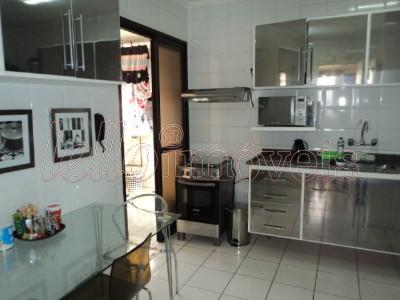 Apartamento para alugar com 3 quartos, 180m² - Foto 6