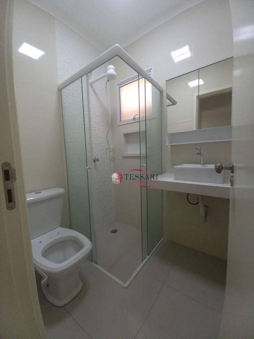 Casa à venda e aluguel com 2 quartos, 90m² - Foto 14