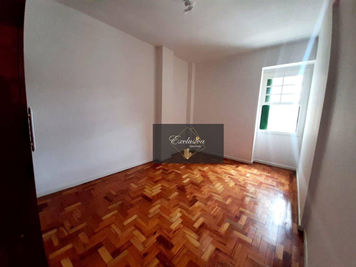 Apartamento à venda com 2 quartos, 76m² - Foto 4