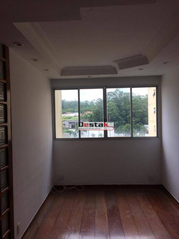 Apartamento à venda com 2 quartos, 72m² - Foto 7