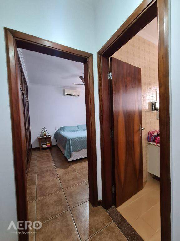 Casa à venda com 3 quartos, 280m² - Foto 23