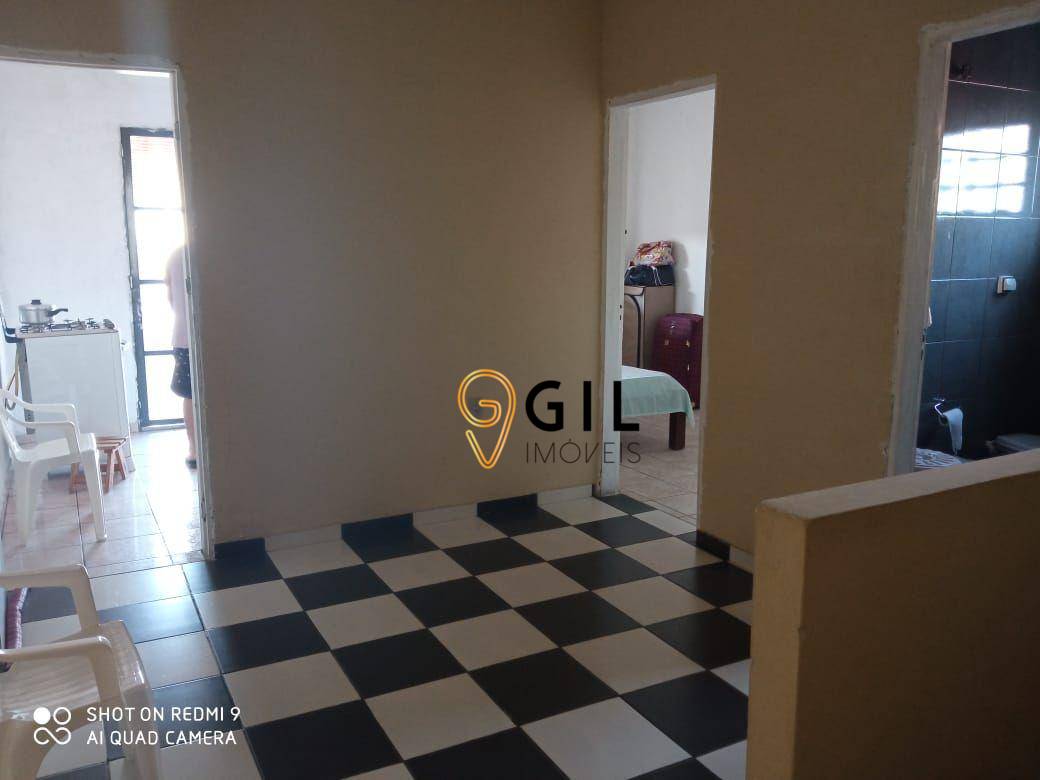 Sobrado à venda com 3 quartos, 244m² - Foto 4