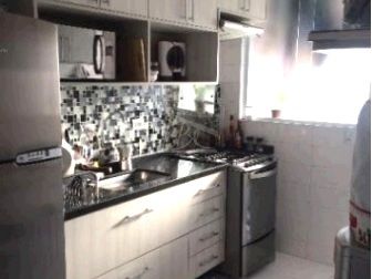 Apartamento à venda com 2 quartos, 75m² - Foto 4