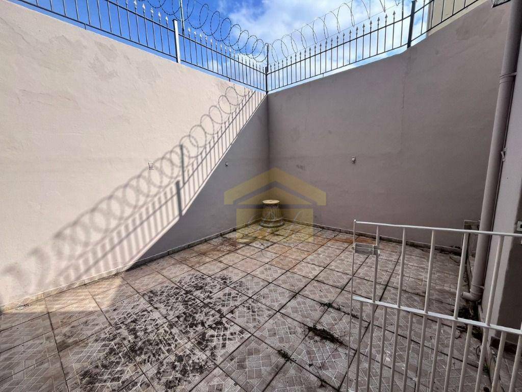 Sobrado à venda com 3 quartos, 120m² - Foto 20