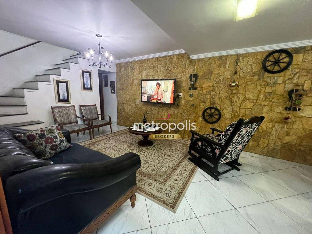 Sobrado à venda com 3 quartos, 160m² - Foto 1