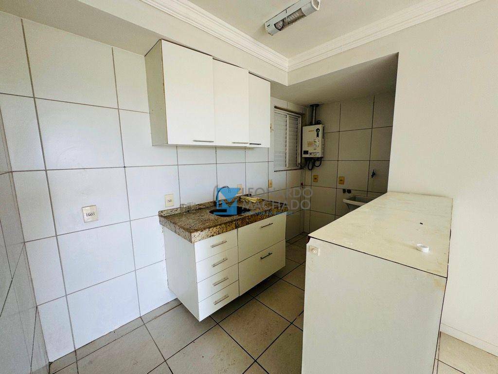 Apartamento à venda com 3 quartos, 73m² - Foto 8