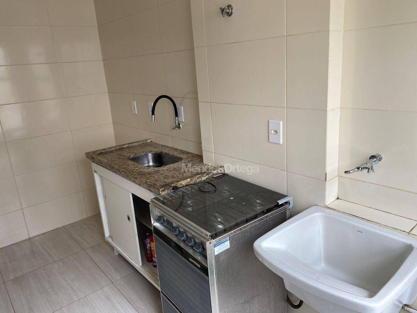 Apartamento à venda com 2 quartos, 58m² - Foto 6