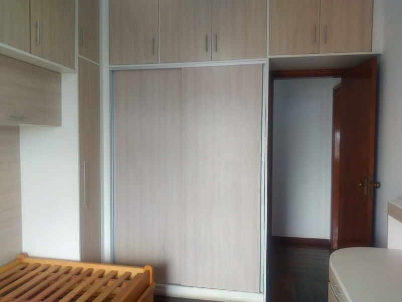 Apartamento à venda com 3 quartos, 218m² - Foto 11