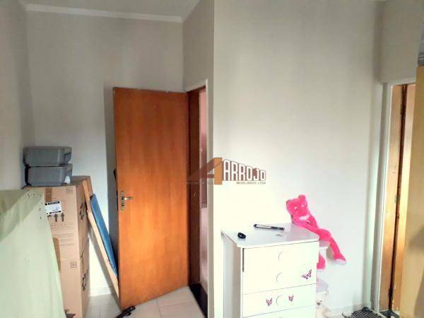 Sobrado à venda com 2 quartos, 350m² - Foto 8