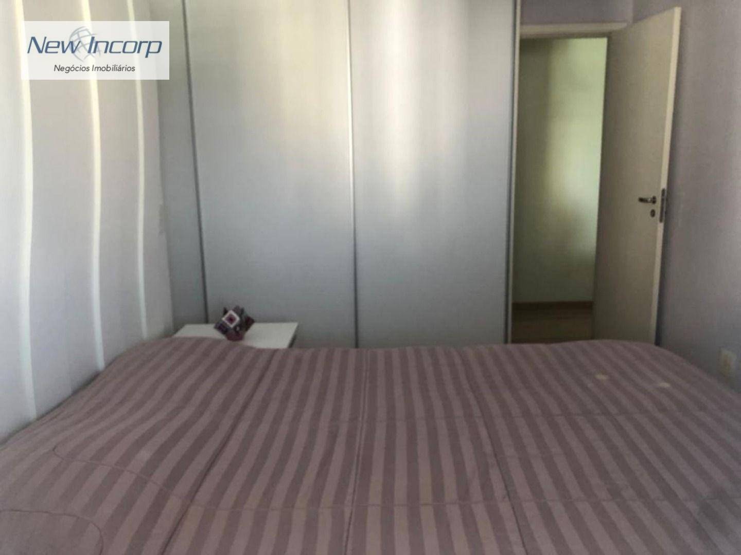 Apartamento à venda com 2 quartos, 75m² - Foto 11