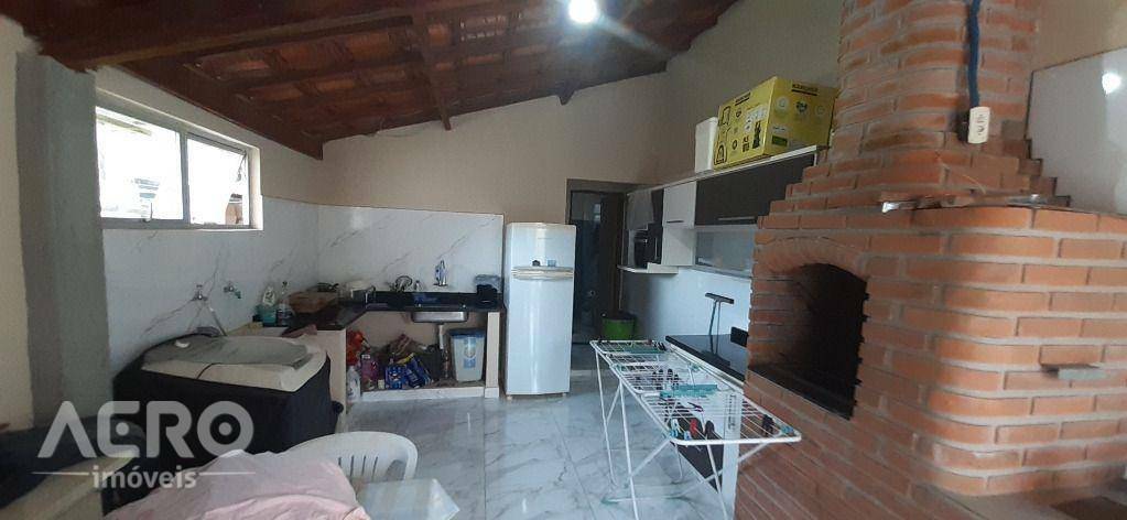 Casa à venda com 3 quartos, 169m² - Foto 41