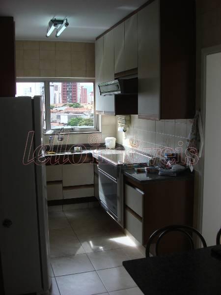 Apartamento para alugar com 2 quartos, 107m² - Foto 9