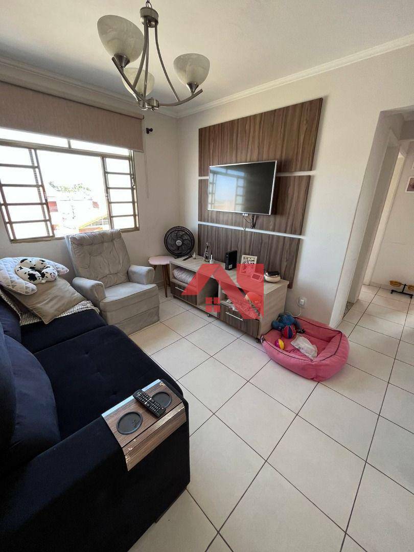 Apartamento à venda com 2 quartos, 45m² - Foto 1