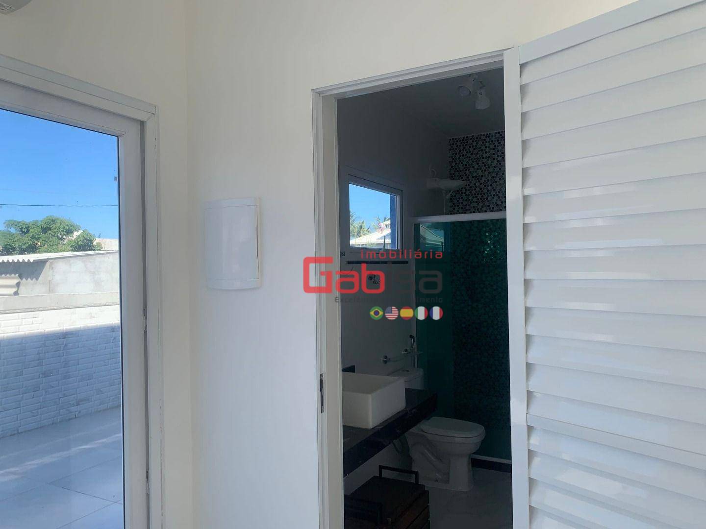 Casa à venda com 4 quartos, 180m² - Foto 14