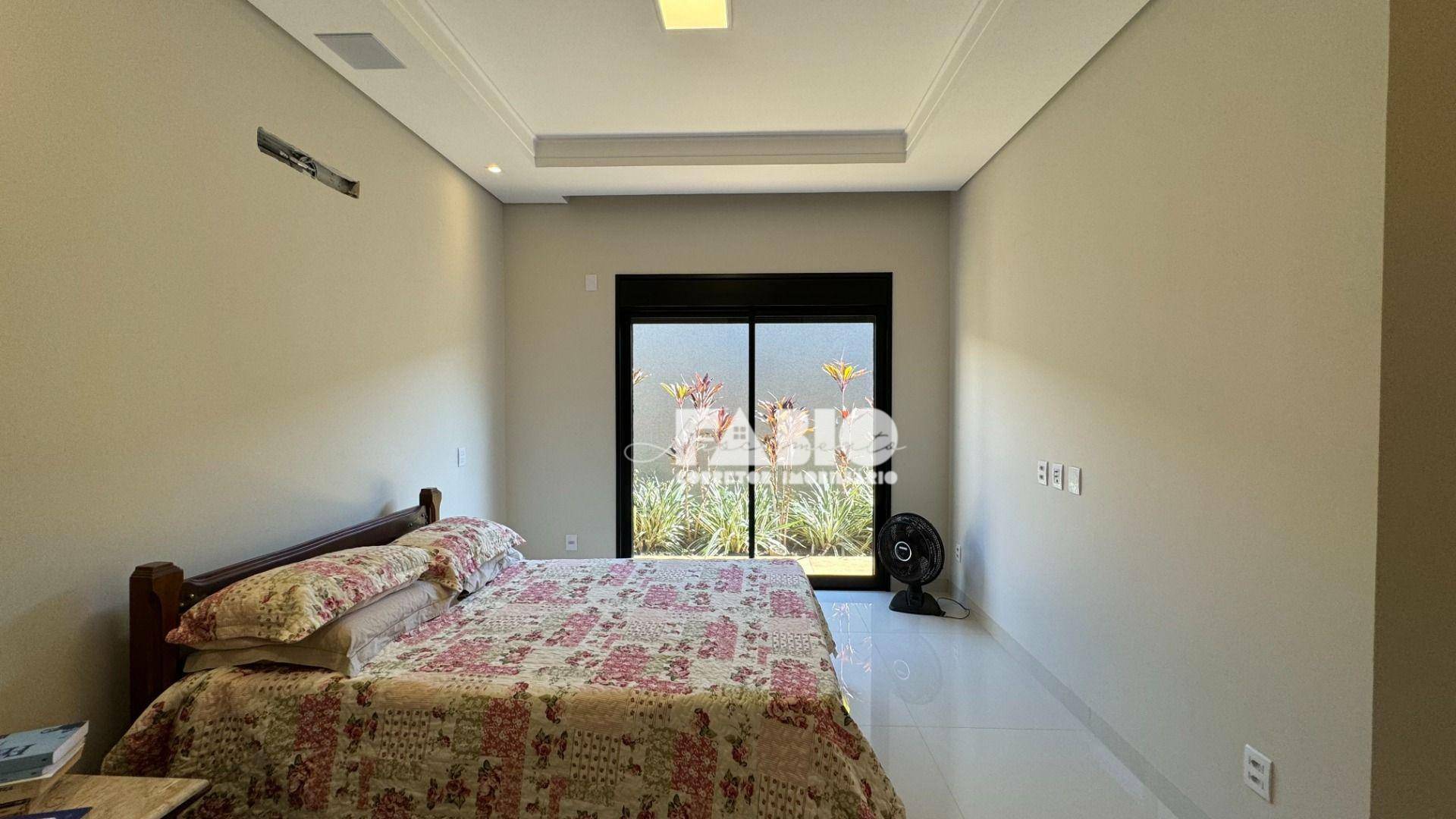 Casa de Condomínio à venda com 3 quartos, 207m² - Foto 22