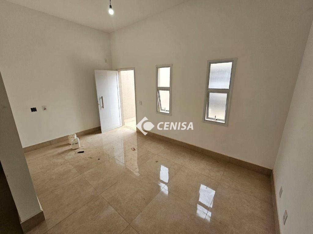 Casa à venda com 2 quartos, 63m² - Foto 2