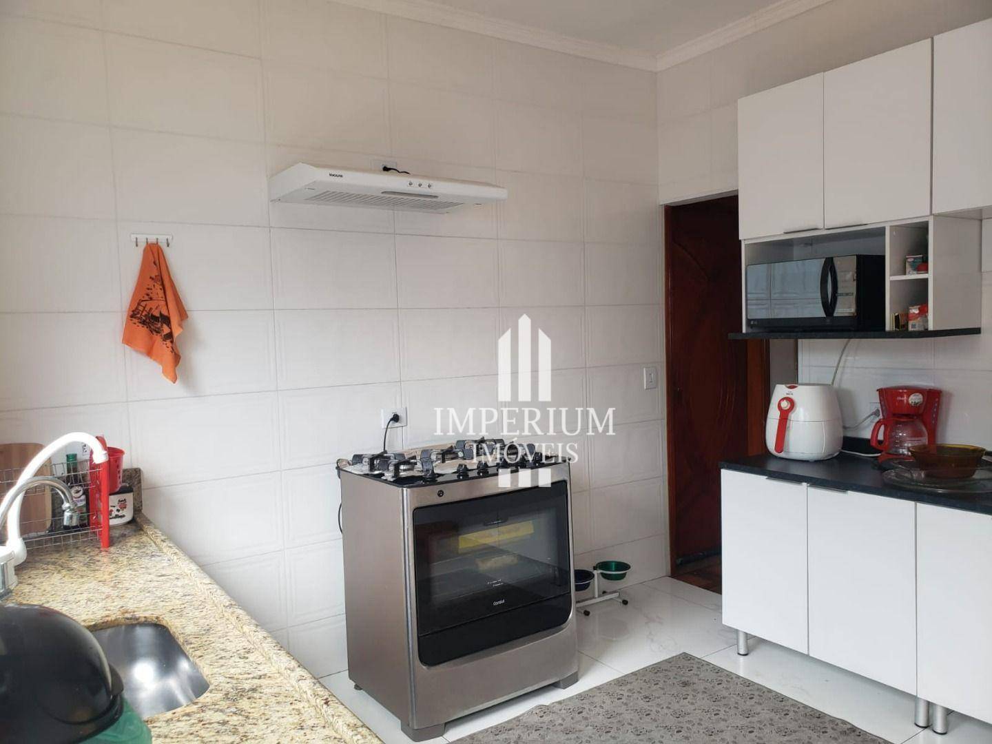 Casa à venda com 4 quartos, 140m² - Foto 13