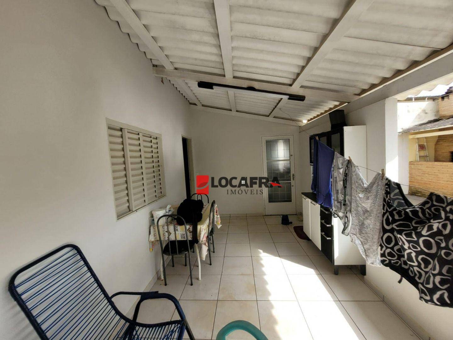 Casa à venda com 5 quartos, 182m² - Foto 11