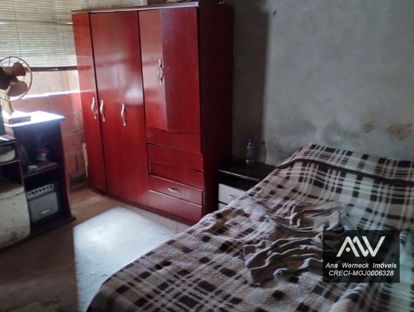 Casa à venda com 1 quarto, 50m² - Foto 4