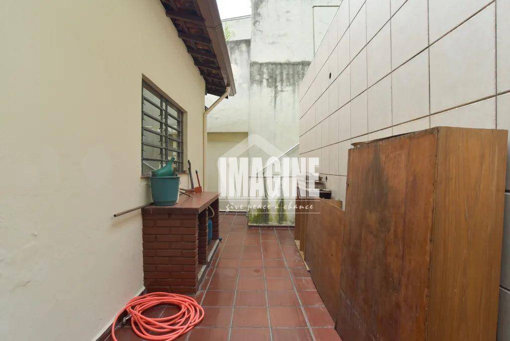 Casa à venda com 2 quartos, 260m² - Foto 17