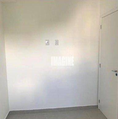 Apartamento à venda com 2 quartos, 40m² - Foto 10