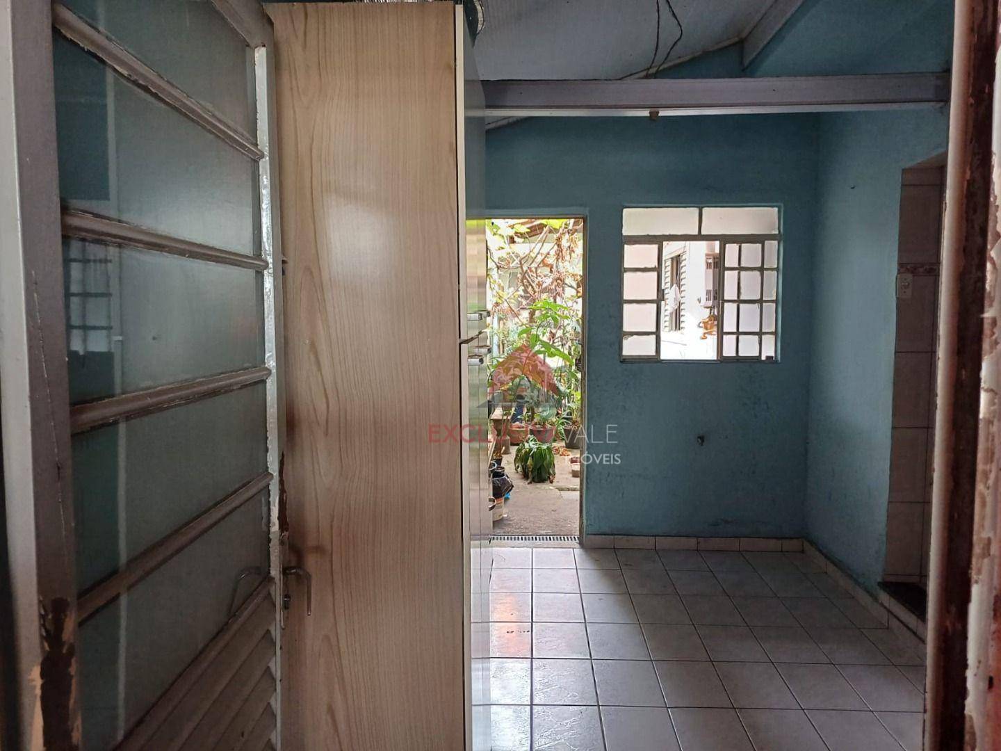 Casa à venda com 3 quartos, 107m² - Foto 4