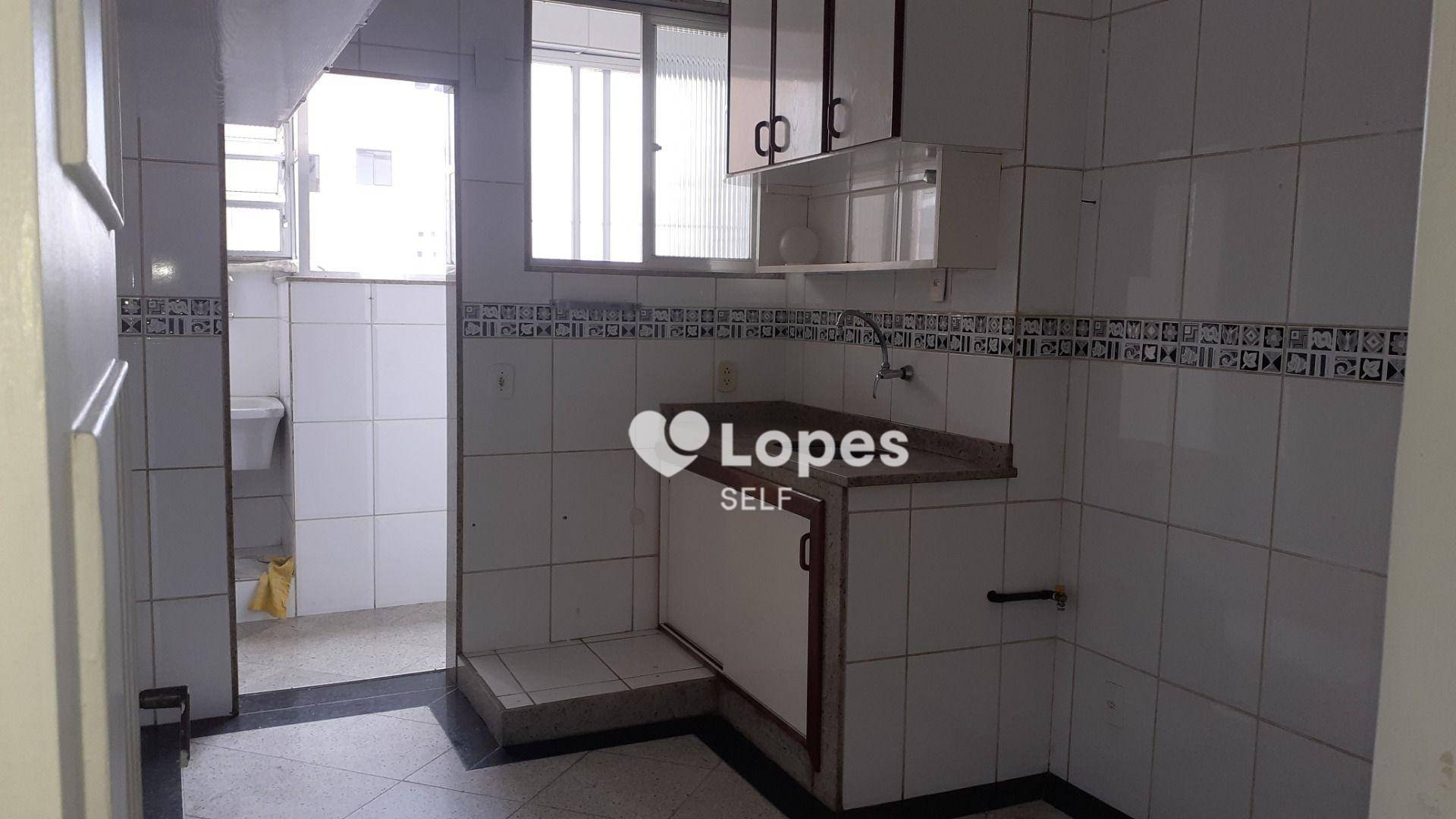 Apartamento à venda com 3 quartos, 131m² - Foto 6