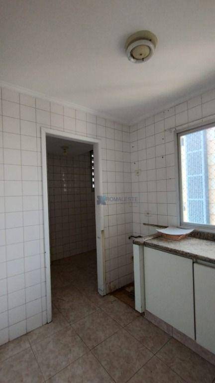 Apartamento à venda com 2 quartos, 58m² - Foto 7