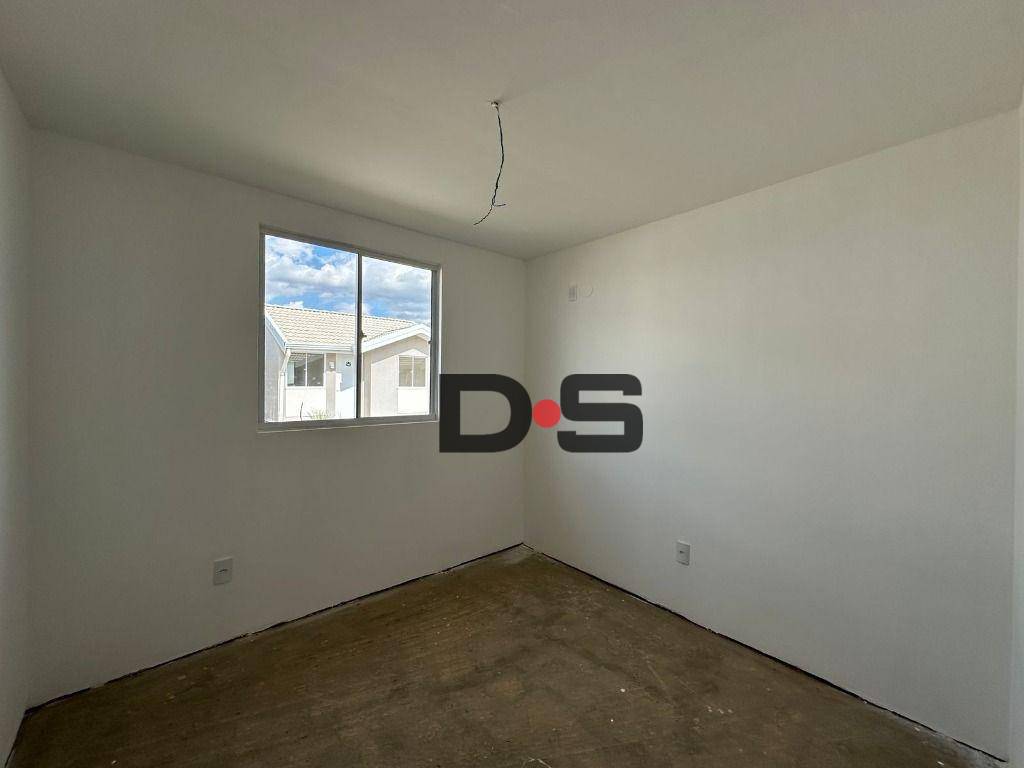 Casa à venda com 2 quartos, 43m² - Foto 6