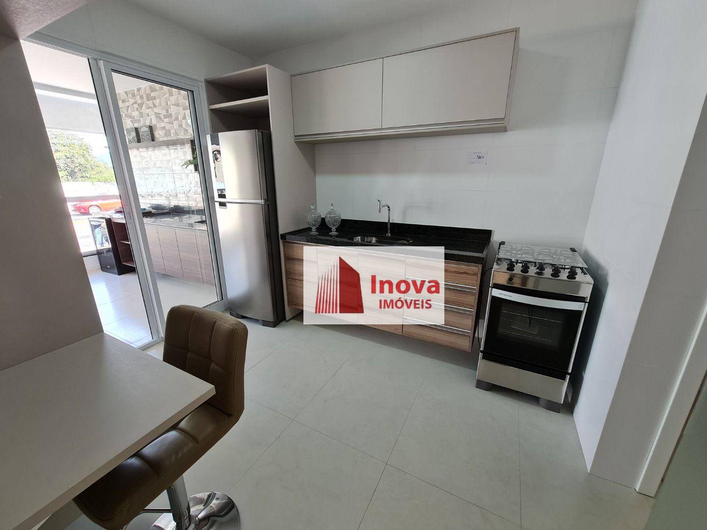 Apartamento à venda com 3 quartos, 212m² - Foto 8