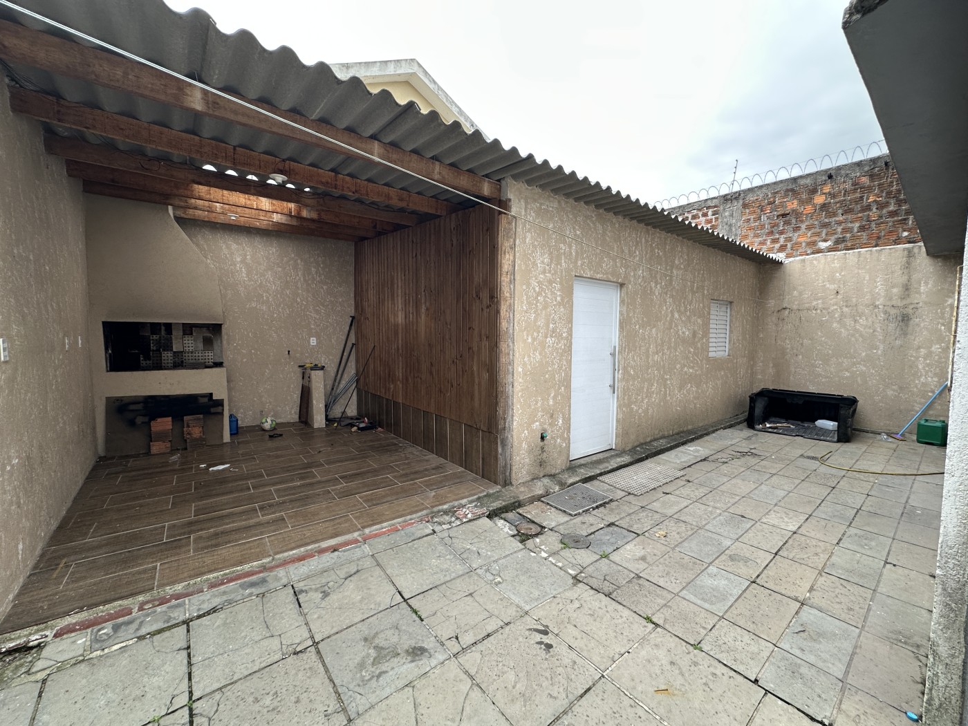 Casa à venda com 6 quartos, 333m² - Foto 9