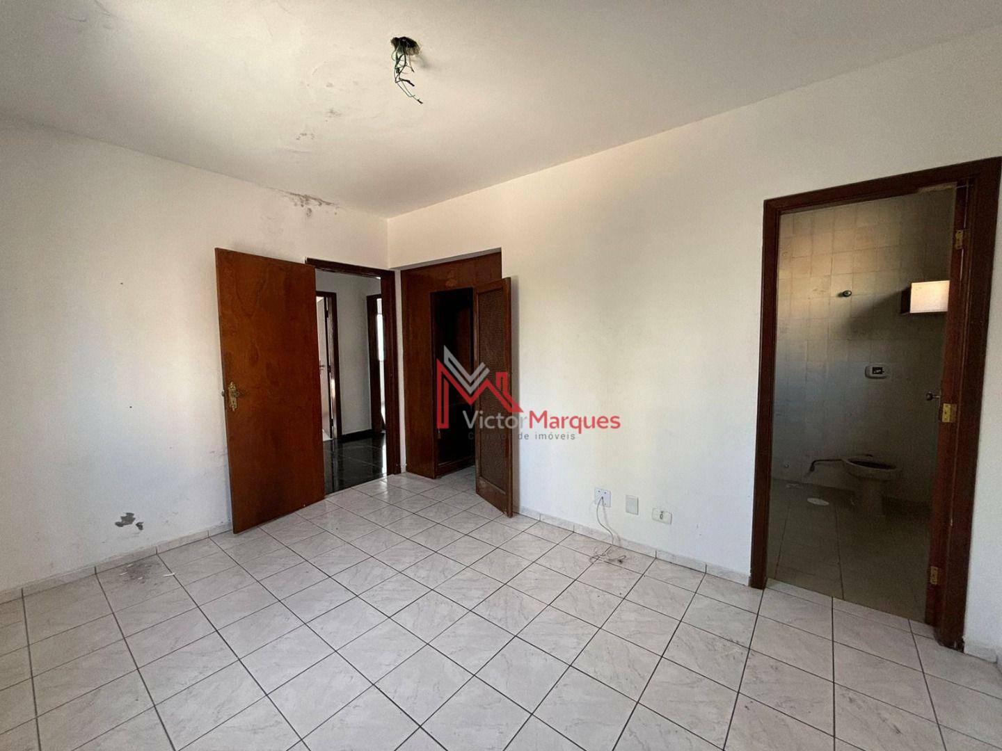 Cobertura para alugar com 3 quartos, 254m² - Foto 13