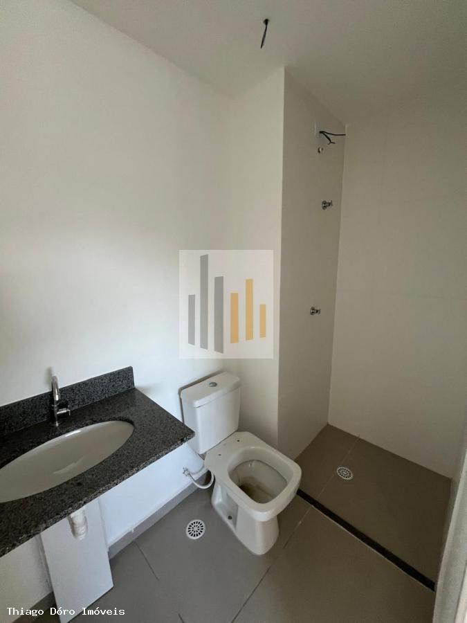 Apartamento à venda com 2 quartos, 38m² - Foto 11