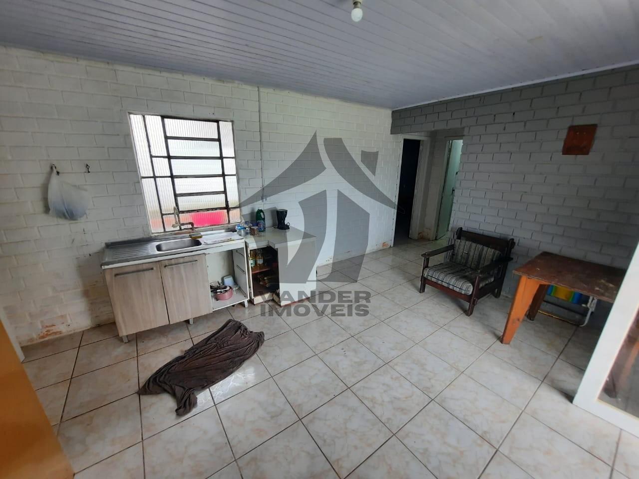 Casa à venda com 2 quartos, 300m² - Foto 3