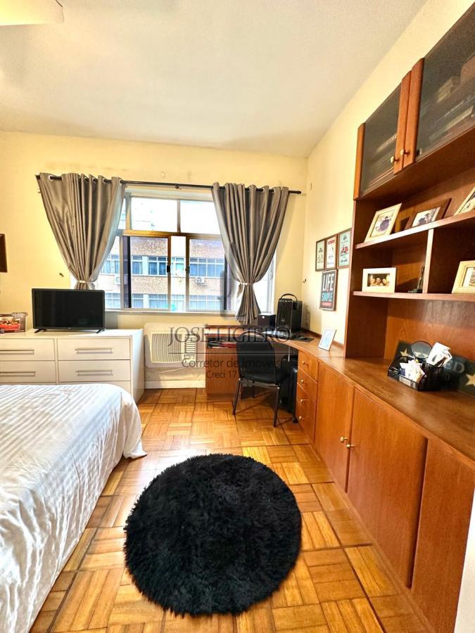 Apartamento à venda com 4 quartos, 160m² - Foto 14