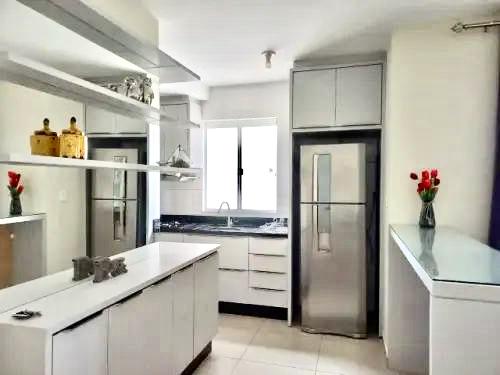 Apartamento para alugar com 3 quartos, 80m² - Foto 18