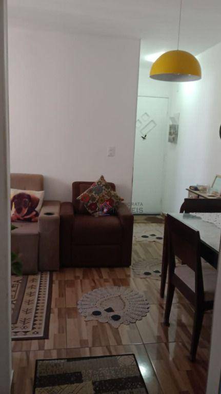 Apartamento à venda com 2 quartos, 48m² - Foto 2