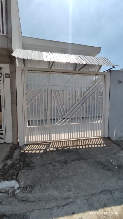 Sobrado à venda com 2 quartos, 75m² - Foto 1